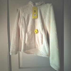 NWT sz S Fluffy full zip up sweater